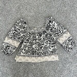 Women's Black and White Floral Top